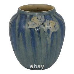 Newcomb College 1918 Vintage Arts and Crafts Pottery Daffodil Blue Vase Simpson