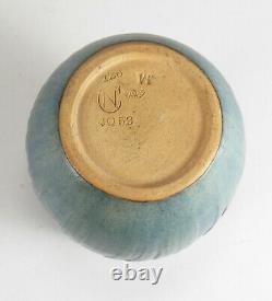 Newcomb College Pottery 1918 4 5/8 flower vase Arts & Crafts matte blue green