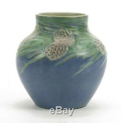 Newcomb College Pottery 1929 HB pine cone needles Arts & Crafts matte blue green