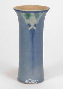Newcomb College Pottery Chalaron corset leaf vase Arts & Crafts matte blue green