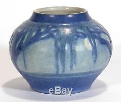 Newcomb College Pottery Moon & Moss Oak Landscape vase Arts & Craft matte blue