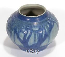 Newcomb College Pottery Moon & Moss Oak Landscape vase Arts & Craft matte blue
