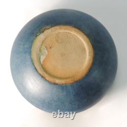 Newcomb College Pottery S Irvine 1933 swirling leaf 4.75 dia vase arts crafts