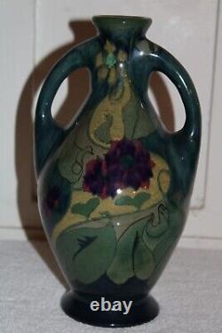 Nice Art Noveau Arts & Crafts Gouda Style Holland Art Pottery Studio Vase