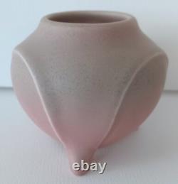 Nice Rookwood Matte Arts & Crafts Vase, Circa 1919, in Excellent Condition
