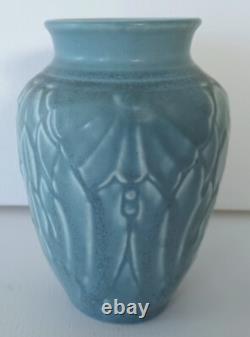 Nice Rookwood Matte Arts & Crafts Vase, Circa 1939, in Excellent Condition