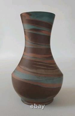 Niloak Arts & Crafts Mission Swirl Art Pottery 6 Vase