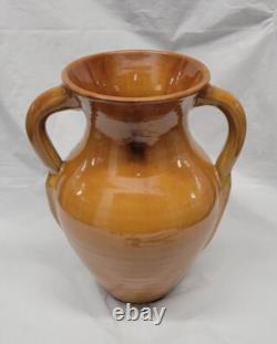 North Carolina pottery 2 handle handle tan 10.75 inch Vintage Amphora # 5693