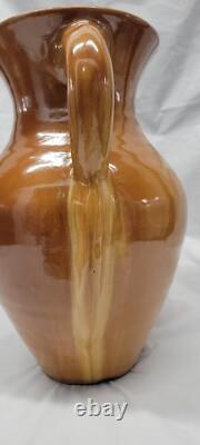 North Carolina pottery 2 handle handle tan 10.75 inch Vintage Amphora # 5693