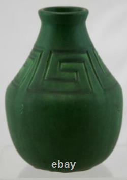 OWENS 7.25 ARTS & CRAFTS VASE BY HP WithCARVED LINES MOTIF MATTE GREEN GLAZE MINT