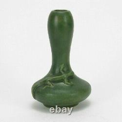 Oakwood Cambridge Pottery 6 3/8 gourd vase with lizard arts & crafts matte green