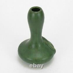 Oakwood Cambridge Pottery 6 3/8 gourd vase with lizard arts & crafts matte green