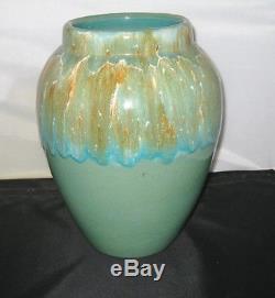 Outstanding Arts & Craft Robinson Ransbottom Large Aqua Drip Glazed Oil Jar 12