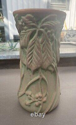 Peters And Reed Moss Aztec 8 Arts & Crafts Style Art Pottery Vase