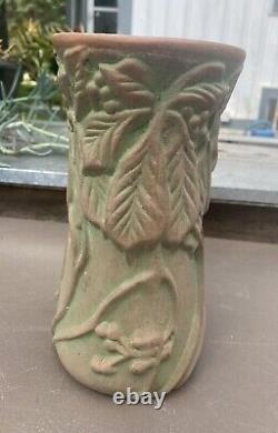 Peters And Reed Moss Aztec 8 Arts & Crafts Style Art Pottery Vase