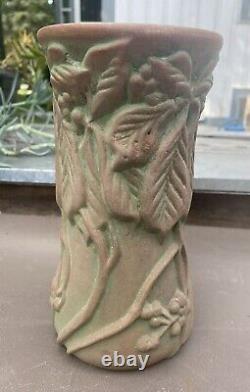 Peters And Reed Moss Aztec 8 Arts & Crafts Style Art Pottery Vase