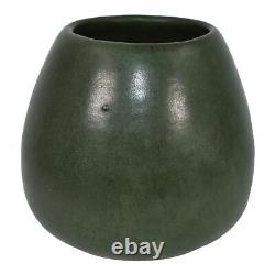 Peters and Reed Vintage Arts and Crafts Pottery Mottled Matte Green Ceramic Vase