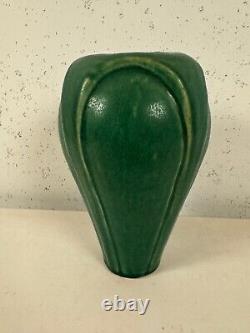 Pewabic Pottery Detroit 2004 Arts & Crafts Style Matte Green Vase