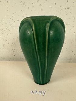 Pewabic Pottery Detroit 2004 Arts & Crafts Style Matte Green Vase