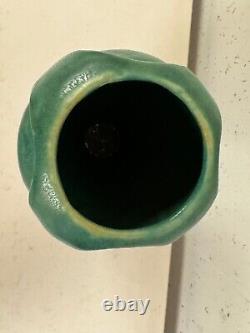 Pewabic Pottery Detroit 2004 Arts & Crafts Style Matte Green Vase