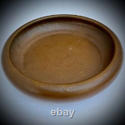 RARE Antique 1915 Arts & Crafts Pottery 8 Van Briggle Matte Brown Bowl withFrog