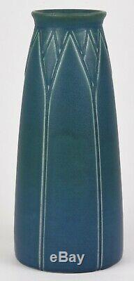 ROOKWOOD POTTERY 11 TALL PRODUCTION ARTS aNd CRAFTS VASE DATED 1913