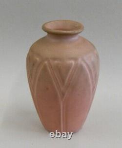 ROOKWOOD POTTERY Art Deco/Arts and Crafts Vase, Incised Mat Dated 1931