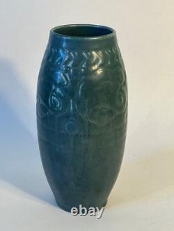 ROOKWOOD Pottery Arts & Crafts Ovoid Gingko Vase 7 Matte Blue #2852 RARE