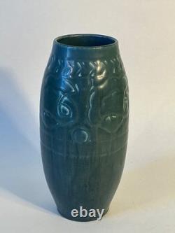 ROOKWOOD Pottery Arts & Crafts Ovoid Gingko Vase 7 Matte Blue #2852 RARE