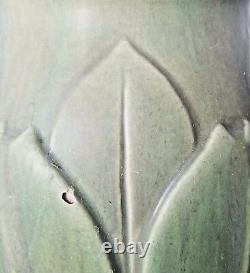 ROSEVILLE Early VELMOSS 12 ARTICHOKE Leaf Motif VASE #137-12 Arts & Crafts 1910