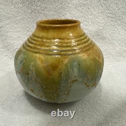 ROSEVILLE-Imperial II Squat Vase # 466-4 Deep Mottled C. 1932