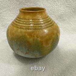 ROSEVILLE-Imperial II Squat Vase # 466-4 Deep Mottled C. 1932