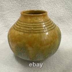 ROSEVILLE-Imperial II Squat Vase # 466-4 Deep Mottled C. 1932