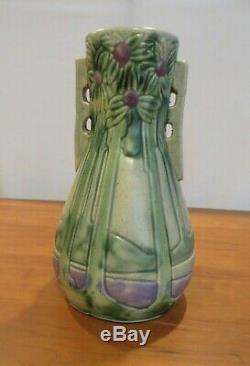 ROSEVILLE POTTERY 1920s VISTA/FOREST ARTS & CRAFTS VASE, BUTTRESSED HANDLES