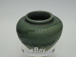 Rare Arts & Crafts Signed Hampshire Art Pottery Vase 146 3.5 H