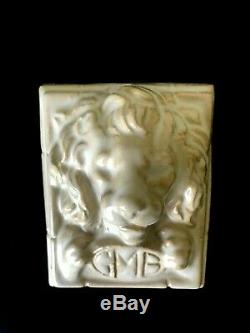 Rare Gladding Mcbean Pottery Lion Paperweight/wall Tile 1920's Arts & Crafts