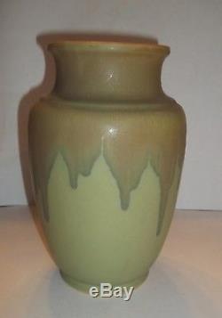 Rare Vintage Roseville Arts & Crafts Pottery Matte CARNELIAN Vase Green Antique