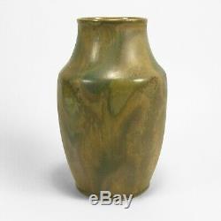 Red Wing Art Pottery 10.5 vase Nokomis teadust glaze arts & crafts matte green