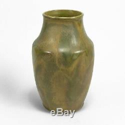 Red Wing Art Pottery 10.5 vase Nokomis teadust glaze arts & crafts matte green