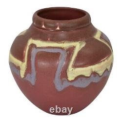 Rookwood 1901 Arts And Crafts Pottery Red Incised Mat Vase 53EZ (Valentien)