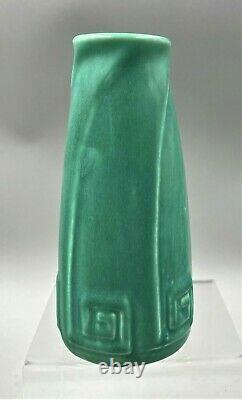 Rookwood Pottery Arts & Crafts Roman Key Design Vase #2135 XIX Ca 1919