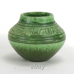 Rookwood Pottery Ruben Menzel carved matte green Z series vase Arts & Crafts'01