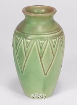 Rookwood Pottery production triangle design vase matte green arts & crafts 1906