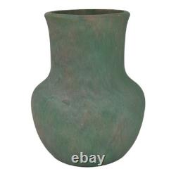 Roseville Early Carnelian Green 1916 Arts And Crafts Pottery Ceramic Vase