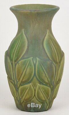 Roseville Early Velmoss 8 Tall Arts And Crafts Vase