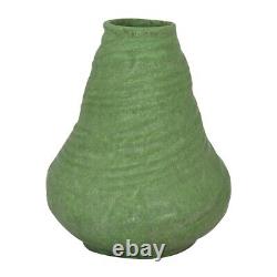 Roseville Egypto 1905 Antique Arts and Crafts Pottery Matte Green Vase E21-6