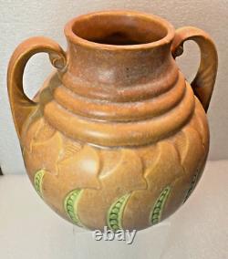 Roseville Falline Tan Arts & Crafts Vase 6.25h #644-6 Ca1933 Vintage-xlnt