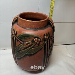 Roseville Laurel Red 1934 Vintage Arts And Crafts Pottery Ceramic Vase 8t By 6