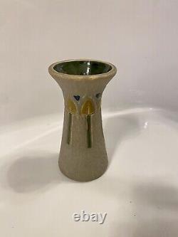Roseville Mostique Gray Arts And Crafts Pottery Yellow Flower Vase 164-8 Marked