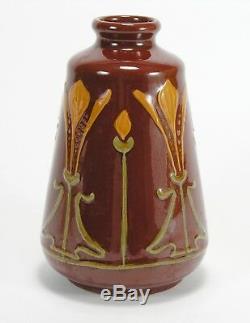 Roseville Pottery Crocus 7 Art Nouveau floral slip arts & crafts rust red